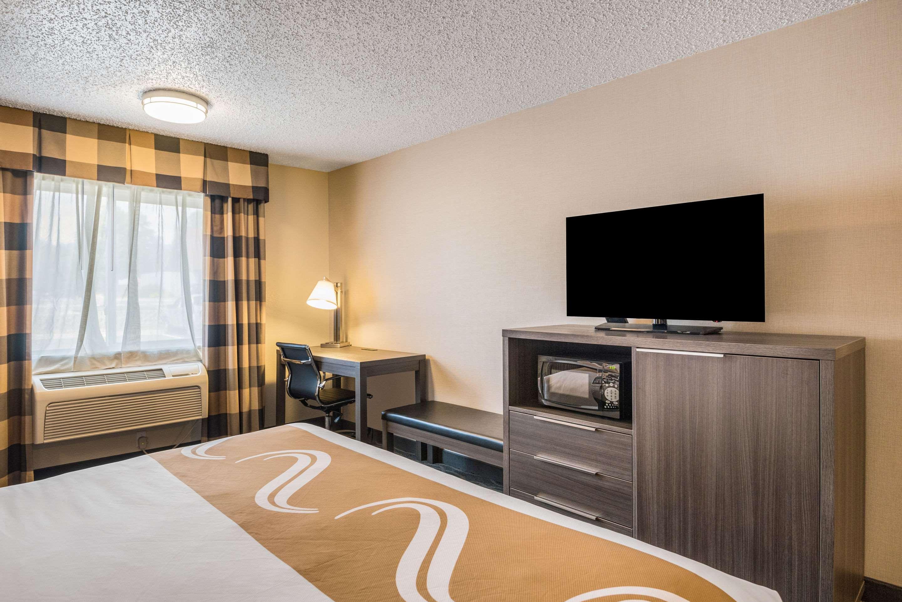 Quality Inn & Suites Мисула Екстериор снимка