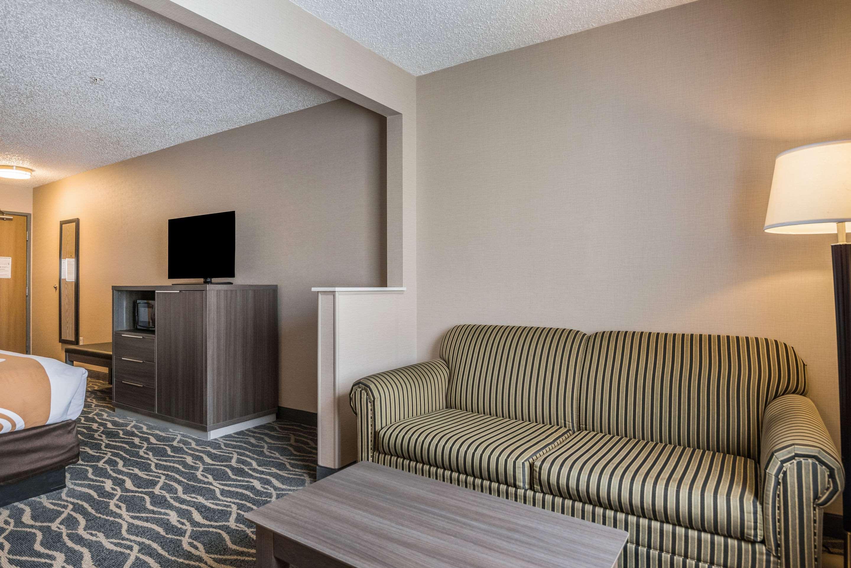 Quality Inn & Suites Мисула Екстериор снимка