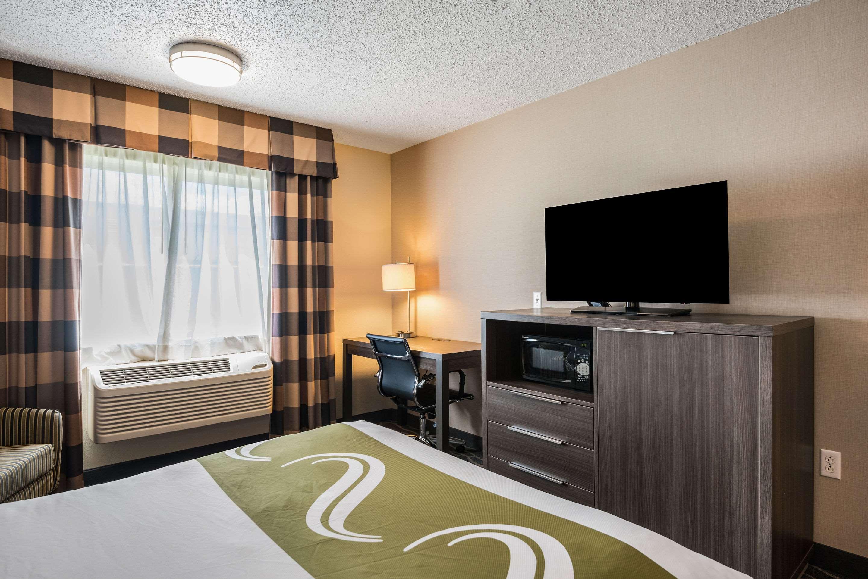 Quality Inn & Suites Мисула Екстериор снимка