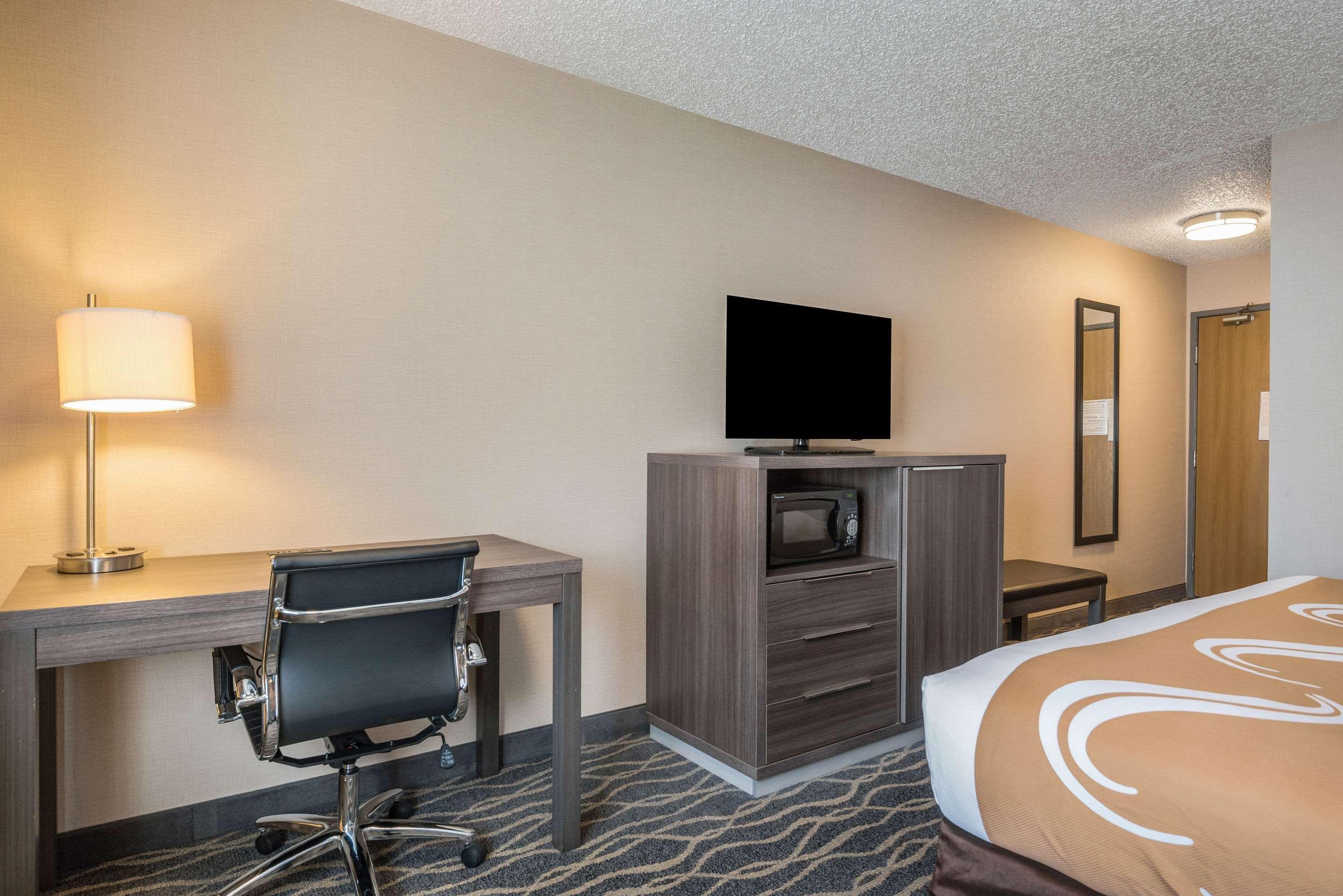Quality Inn & Suites Мисула Екстериор снимка