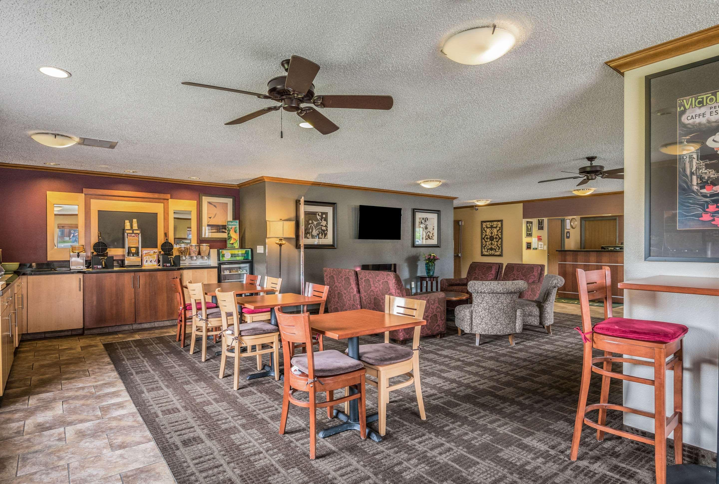 Quality Inn & Suites Мисула Екстериор снимка